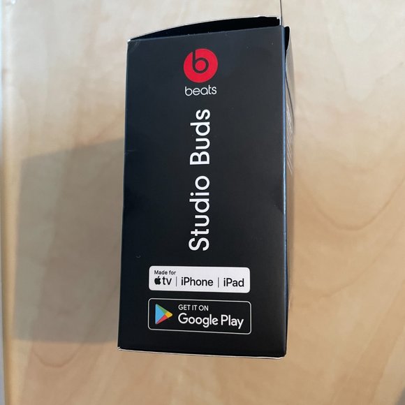 Beats Studio Buds *NEW* - Picture 3 of 4